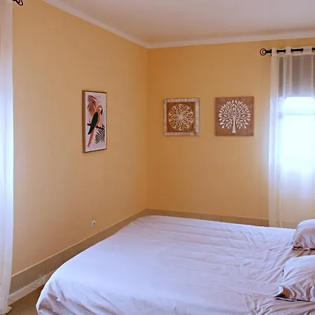 Fantastic With Pool In An Ideal Location - * Albufeira
